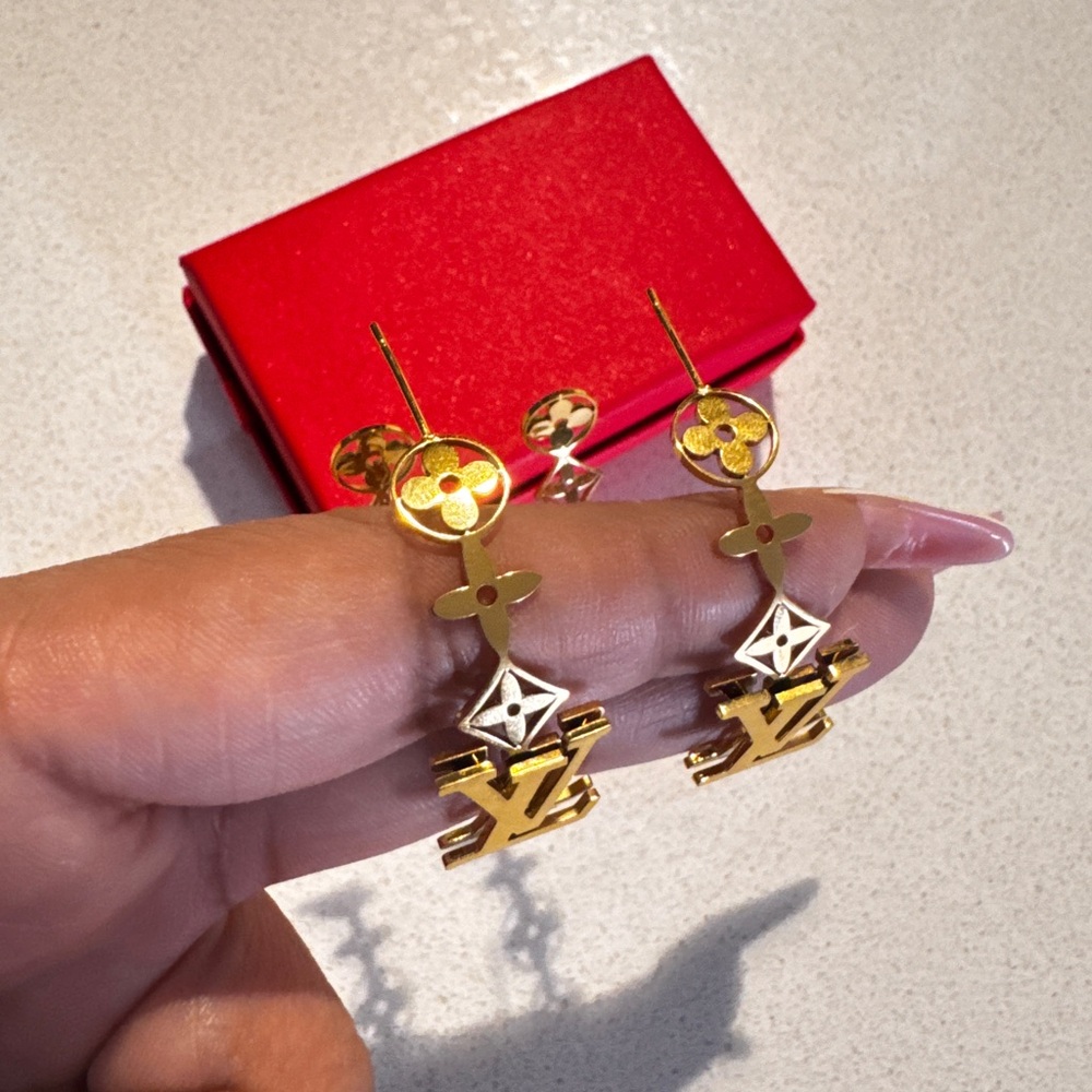 LV Hoops
